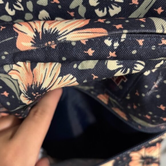 Good Used Condition Jansport Backpack - Picture 2 of 5